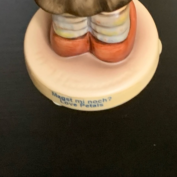 Love Petals - Hummel Figurine #804 TMK8 - Picture 9 of 13